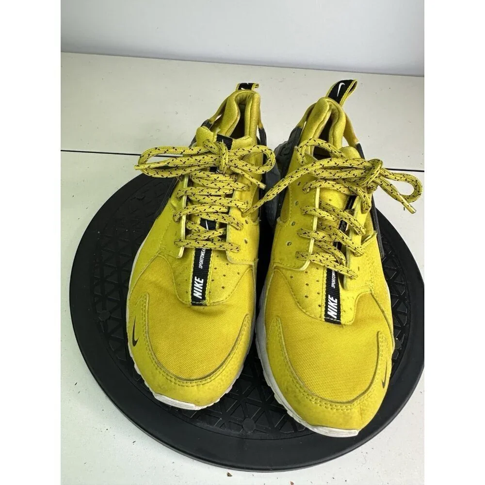 Nike Air Huarache Run PM Zip Size 6.5y